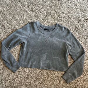 Abercrombie & Fitch Size Small Gray Women's Cropped Camo Sweatshirt